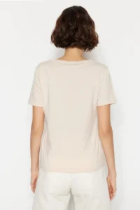 TRENDYOLMİLLA Khaki-Beige 100% Cotton 2 Sets Package Basic V-neck Knitting T-Shirt - Image 7
