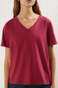 TRENDYOLMİLLA Burgundy-Multicolored 100% Cotton 2 Sets Package Regular Pattern Basic V-neck Knitting T-Shirt - Image 5