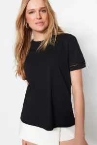 TRENDYOLMİLLA Black 100% Cotton Embroidered Detailed Basic Crew Neck Knitting T-Shirt