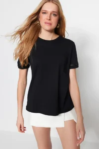 TRENDYOLMİLLA Black 100% Cotton Embroidered Detailed Basic Crew Neck Knitting T-Shirt - Image 2