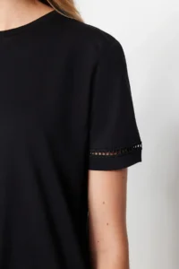 TRENDYOLMİLLA Black 100% Cotton Embroidered Detailed Basic Crew Neck Knitting T-Shirt - Image 4