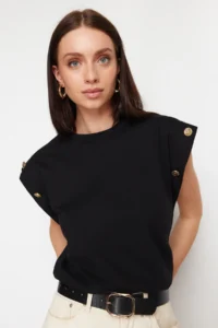TRENDYOLMİLLA Black 100% Cotton Button Detailed Wadding Look Basic Crew Neck Knitting T-Shirt - Image 2