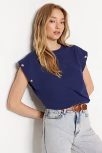 TRENDYOLMİLLA Navy Blue 100% Cotton Button Detailed Wadding Appearance Basic Crew Neck Knitting T-Shirt