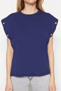 TRENDYOLMİLLA Navy Blue 100% Cotton Button Detailed Wadding Appearance Basic Crew Neck Knitting T-Shirt - Image 4