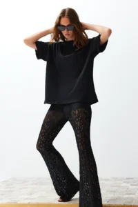 TRENDYOLMİLLA Black 100% Thick Cotton Oversized/Wide Pattern Crew Neck Knitting T-Shirt - Image 2