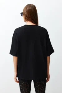 TRENDYOLMİLLA Black 100% Thick Cotton Oversized/Wide Pattern Crew Neck Knitting T-Shirt - Image 6