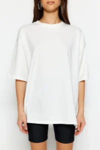 TRENDYOLMİLLA Ecru 100% Thick Cotton Oversized/Wide Pattern Crew Neck Knitting T-Shirt - Image 3