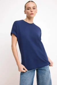 TRENDYOLMİLLA Navy Blue 100% Thick Cotton Oversized/Wide Pattern Crew Neck Knitting T-Shirt - Image 3