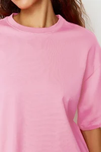 TRENDYOLMİLLA Light Pink 100% Thick Cotton Oversized/Wide Pattern Knitting T-Shirt - Image 4