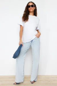 TRENDYOLMİLLA White 100% Thick Cotton Oversized/Wide Pattern Crew Neck Knitting T-Shirt - Image 2