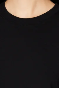 TRENDYOLMİLLA Black 100% Thick Cotton Basic Crew Neck Knitting T-Shirt - Image 5