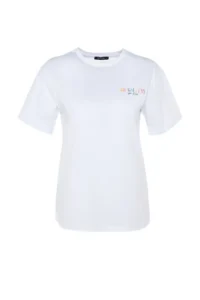 TRENDYOLMİLLA White 100% Cotton Front and Back Printed Boyfriend Fit Crew Neck Knitting T-Shirt - Image 12