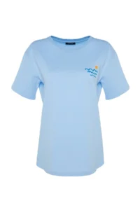 TRENDYOLMİLLA Light Blue 100% Cotton Back and Chest Printed Boyfriend Knitting T-Shirt - Image 12