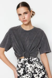 TRENDYOLMİLLA Anthracite 100% Thick Cotton Faded Effect Boyfriend/Wide Pattern Knitting T-Shirt