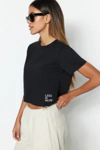 TRENDYOLMİLLA Black 100% Cotton Slogan Printed Crop Crew Neck Knitting T-Shirt
