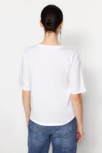 TRENDYOLMİLLA White 100% Cotton Stone Detailed relaxed/Wide Relaxed Cut Crew Neck Knitting T-Shirt - Image 5