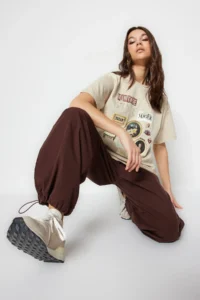 TRENDYOLMİLLA Stone 100% Thick Cotton Printed Oversized Pattern Crew Neck Knitting T-Shirt - Image 7