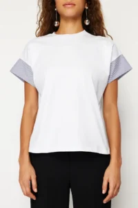 TRENDYOLMİLLA White Thick Cotton relaxed/Relaxed Cut Poplin Sleeve Detailed Knitting T-Shirt - Image 5