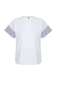TRENDYOLMİLLA White Thick Cotton relaxed/Relaxed Cut Poplin Sleeve Detailed Knitting T-Shirt - Image 7