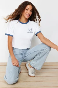 TRENDYOLMİLLA Ecru 100% Cotton Embroidered Contrast Piping Detailed Knitting T-Shirt
