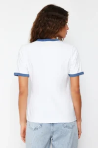 TRENDYOLMİLLA Ecru 100% Cotton Embroidered Contrast Piping Detailed Knitting T-Shirt - Image 6