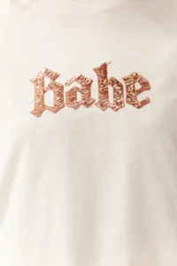 TRENDYOLMİLLA Stone Sequin Slogan Embroidered Regular/Normal Pattern Knitting T-Shirt - Image 4