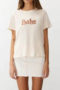 TRENDYOLMİLLA Stone Sequin Slogan Embroidered Regular/Normal Pattern Knitting T-Shirt - Image 5