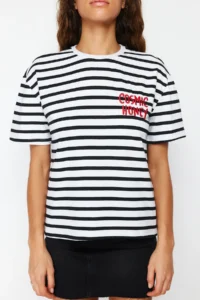 TRENDYOLMİLLA Rejection Striped Thick Cotton Slogan Embroidery Detailed relaxed/Casual Cut Knitting T-Shirt - Image 4