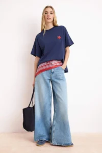 TRENDYOLMİLLA Navy Blue Knitting T-Shirt - Image 2