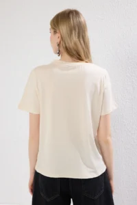 TRENDYOLMİLLA Stone 100% Cotton Embroidered Regular/Normal Pattern Knitting T-Shirt - Image 4