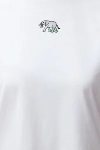 TRENDYOLMİLLA White 100% Cotton Embroidered Regular/Normal Pattern Knitting T-Shirt - Image 5