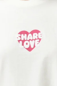 TRENDYOLMİLLA Ecru 100% Thick Cotton Back and Front Heart Printed Oversized/Relaxed Cut Knitting T-Shirt - Image 4