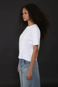 TRENDYOLMİLLA Ecru Thick Cotton Tough Fabric Crew Neck Short Sleeve Regular Cut Knitting T-Shirt - Image 3