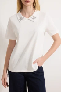 TRENDYOLMİLLA White Thick Cotton Polo Shirt Collar Stone Detailed Regular/Normal Pattern Knitting T-Shirt - Image 3