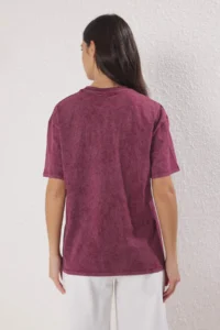 TRENDYOLMİLLA Burgundy Thick Cotton Printed Oversized/Wide Pattern Knitting T-Shirt - Image 4