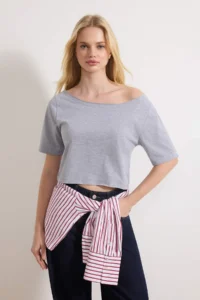 TRENDYOLMİLLA Navy Blue-Gray Melange 2 Sets Package 100% Cotton Asymmetric Boat Neck Crop Knitting T-Shirt - Image 5