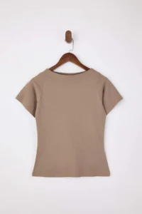 TRENDYOLMİLLA Mink relaxed/Rahat Pattern Boat Neck Short Sleeve 100% Cotton Knitting T-Shirt - Image 5