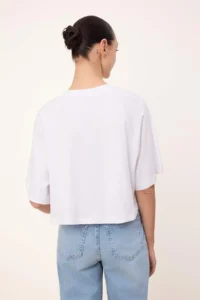 TRENDYOLMİLLA Wardrobe Essentials-Ecru Comfortable Pattern Short Sleeve Crop 100% Cotton Knitting T-Shirt - Image 4