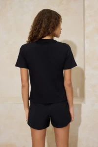 TRENDYOLMİLLA Black Regular/Normal Pattern Accessory Detailed Soild 100% Cotton Knitting T-Shirt - Image 4