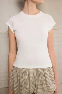 TRENDYOLMİLLA Teen Ecru Fitted Raglan Sleeve Short Sleeve Cotton Rib Knitting T-Shirt - Image 3