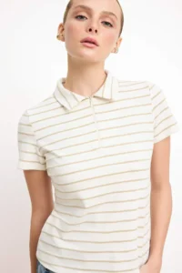 TRENDYOLMİLLA Ecru Striped Normal Pattern Polo Shirt Collar Zippered Crop Soft Knitting Blouse
