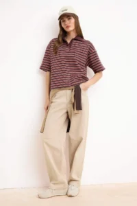TRENDYOLMİLLA Burgundy Striped Oversized Pattern Polo Shirt Collar Weaving Detailed Soild interlock Knitting T-Shirt - Image 2