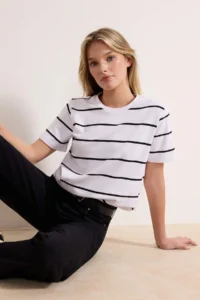 TRENDYOLMİLLA Ecru Striped Regular/Normal Pattern Short Sleeve Tok 100% Cotton Knitting T-Shirt - Image 2