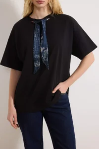 TRENDYOLMİLLA Black Oversized/Wide Pattern Scarf Detailed LONG 30/2 Combed Cotton single jersey Knitting T-Shirt - Image 3