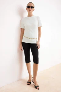 TRENDYOLMİLLA Ecru Fitted Short Sleeve Cotton Rib Knitting T-Shirt - Image 2