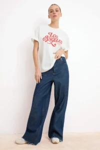 TRENDYOLMİLLA Ecru Slogan Oversized/Wide Pattern Drop Sleeve Short Sleeve Tok 100% Cotton Knitting T-Shirt - Image 2