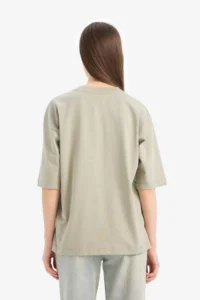 DeFacto Oversize Wide Fit Crew Neck Basic Plain Combed Cotton Short Sleeve T-Shirt - Image 6