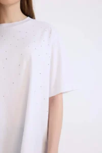 DeFacto Regular Fit Crew Neck Basic Plain Short Sleeve White T-Shirt Tunic - Image 8