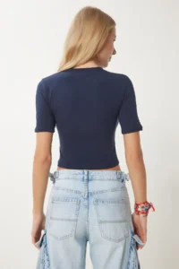 Happiness İstanbul Women Navy Blue Crew Neck Crop T-Shirt - Image 5