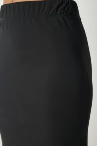 Happiness İstanbul Women's Black Slit Woven Midi Knitted Skirt - Image 5